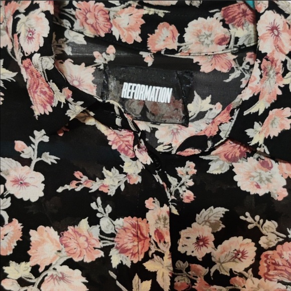 Reformation Black floral top - Picture 3 of 7